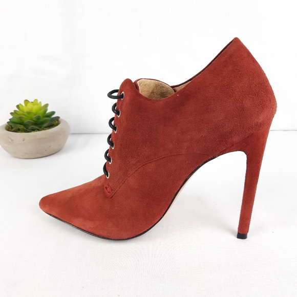 L.A.M.B. LACE UP ANKLE BOOTIES - Picture 5 of 16